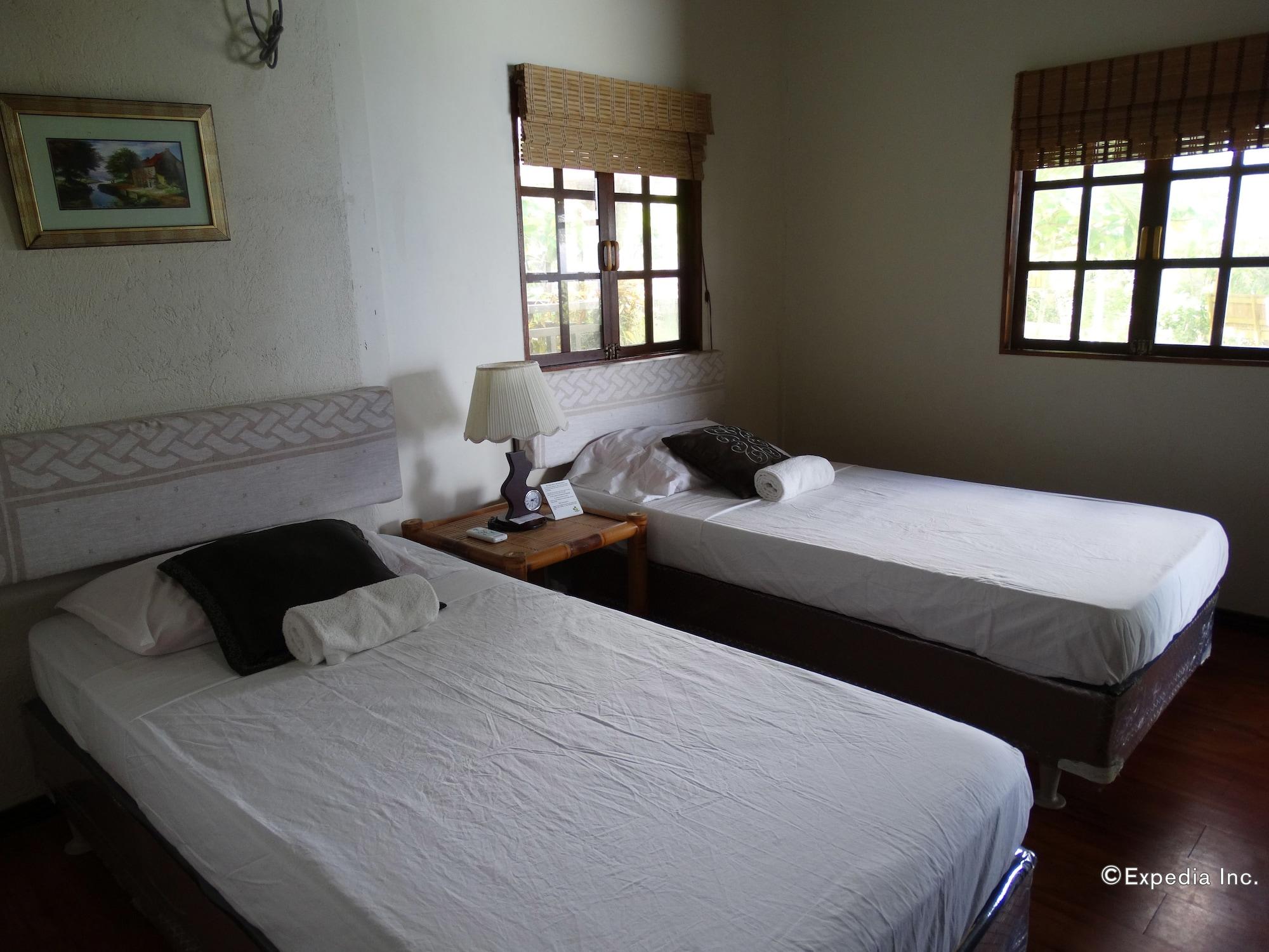 Villa De Gloria Tabalong ภายนอก รูปภาพ