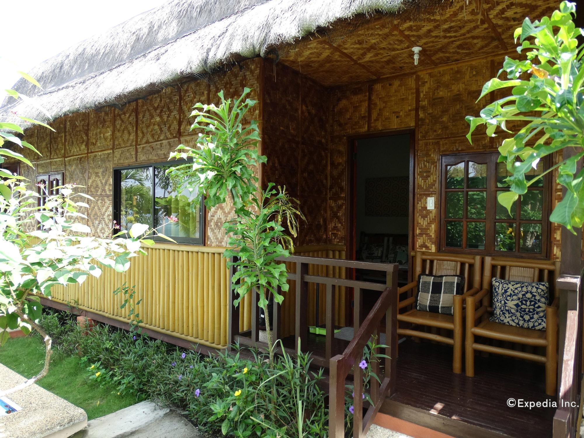 Villa De Gloria Tabalong ภายนอก รูปภาพ