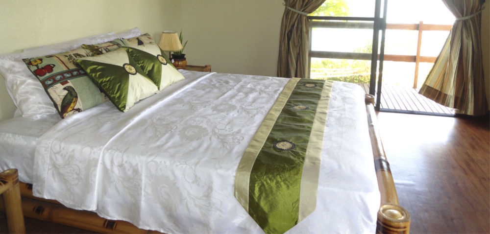 Villa De Gloria Tabalong ภายนอก รูปภาพ