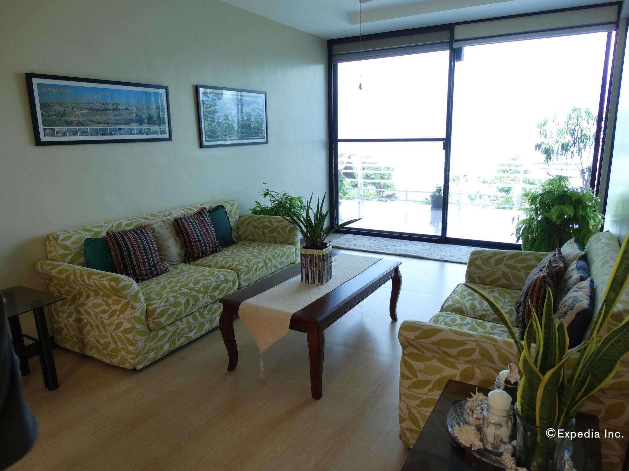 Villa De Gloria Tabalong ภายนอก รูปภาพ