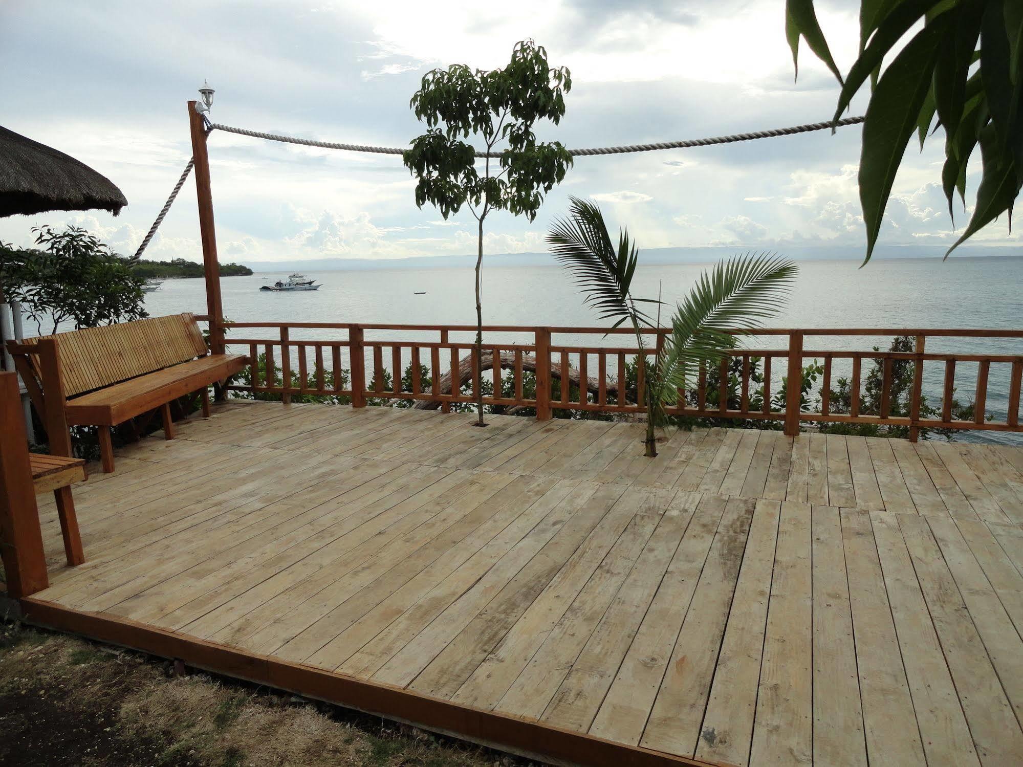 Villa De Gloria Tabalong ภายนอก รูปภาพ