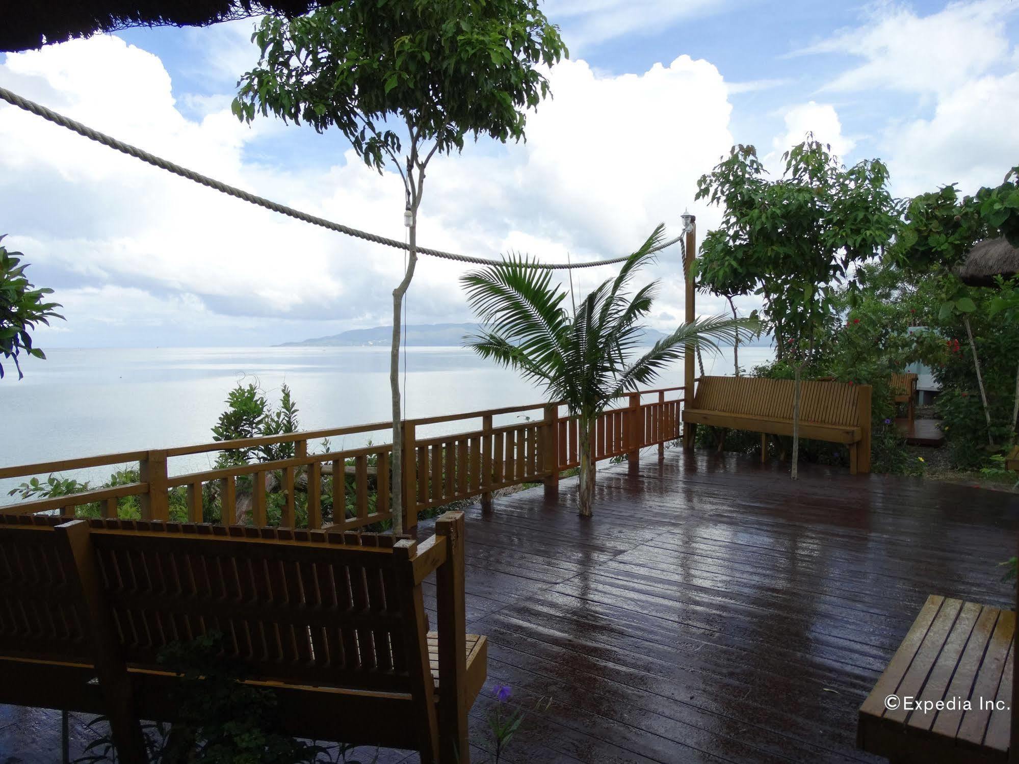 Villa De Gloria Tabalong ภายนอก รูปภาพ